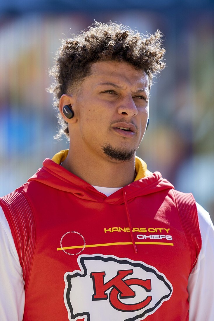 Patrick Mahomes em fotografia de 2021